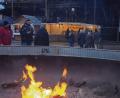 Bild: ge
Die Feuerschale vor der Hochofenkulisse ist zum Wahrzeichen des Marktes geworden.