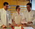 Bild: Bernhard Krebs
Stanislav Fezev (links) komplettiert das Team der Inneren Medizin an der Asklepios-Klinik in Oberviechtach. Mit im Bild ärztlicher Direktor Dr. Christian Glöckner und Funktionsoberärztin Eva-Maria Zitzmann.