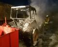Bild: ast
Dieser Traktor hat es in sich. Am Sonntag fängt er in einer Hofeinfahrt gleich zwei Mal Feuer.