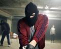 Bild: Senator Film/dpa
Wie im Film (hier eine Szene aus "Victoria): Für eine Brautentführung zogen sich Freunde des Bräutigams Sturmhauben über. Im "Einsatz" waren auch Spielzeugpistolen.