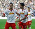 Bild: Joachim Sielski
Hamadi Al Ghaddioui (links) trifft gegen Ingolstadt doppelt