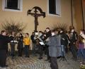 Bild: frd
Mit weihnachtlichen Liedern wie „Süßer die Glocken nie klingen", "Kommet ihr Hirten“ oder „Kommt, lasst ihn uns anbeten“ lud die Stadtkapelle Oberviechtach zur Christmette ein.