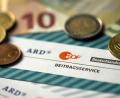 Bild: Arno Burgi/dpa
Symbolbild: Rundfunkbeitrag von ARD, ZDF und Deutschlandradio.