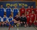 Bild: dob
Die Fußballer der SpVgg Vohenstrauß (rote Trikots) gewannen den Grenzlandcup 2018. Der Gastgeber des SV Altenstadt/Voh. (blaue Trikots) schaffte zum fünften Mal in Folge den Sprung ins Finale.
