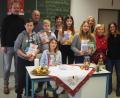 Bild: jpl
Nico Scherl (sitzend) überzeugte die sechsköpfige Jury und tritt im Februar beim Kreisentscheid in Tirschenreuth an.