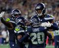 Bild: Stephen Brashear/AP/dpa
Die Seahawks ließen nach dem entscheidenden Ballgewinn der Freude freien Lauf.
