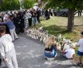 Bild: Magnus Lejhall/TT News Agency/AP/dpa
Schweden stand nach dem Angriff unter Schock: Die Menschen in Fagersta gedachten der Opfer. (Archivbild)
