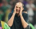 Bild: Nick Potts/PA Wire/dpa
Hätte ich doch bloß: England-Trainer Thomas Tuchel bereut es, auf eine ungewöhnliche Delikatesse verzichtet zu haben. (Archivfoto)