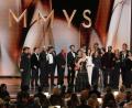 Bild: Chris Pizzello/Invision/AP/dpa
„Widow's Bay“ wurde zum Überraschungssieger der diesjährigen Emmys.
