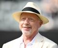 Bild: Marijan Murat/dpa
Boris Becker schwärmt über Alexander Zverev - und hat nur einen Kritikpunkt.