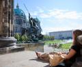 Bild: Sebastian Gollnow/dpa
Der Ausblick für Berlin: Auch politisch gesehen heiter bis wolkig.