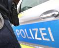 Bild: Karl-Josef Hildenbrand/dpa
Die Polizei kontrolliert den 17-Jährigen. (Symbolbild)