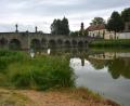 Bild: Josef Rosner
Die malerische Fischhofbrücke mit dem Amtsgericht im Hintergrund ist das Aushängeschild des Tirschenreuther Fischhofparks. Hier werden am 27. September die Erlebniswochen Fisch eröffnet.