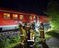 Bild: Malte Tiedemann/NEWS5/dpa
Der Regionalzug musste „notdürftig“ repariert werden.