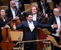 Bild: Bernd von Jutrczenka/dpa
Chefdirigent Lahav Shani und die Münchner Philharmoniker lieferten ein begeisterndes Konzert in München ab. (Archivbild)