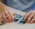 Bild: Sven Hoppe/dpa
Die Zahl der Demenz-Patienten in Bayern steigt. Grund ist de demografische Wandel. (Symbolbild)