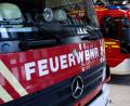 Bild: Sven Hoppe/dpa
Die Feuerwehr löscht den Brand. (Symbolbild)