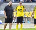 Archivbild: Hubert Ziegler
Reichlich Gesprächsbedarf gab's nach der 0:4-Niederlge zwischen FC-Trainer Erkan Kara, Matthias Graf (Mitte) sowie Kapitän Mario Schmien.