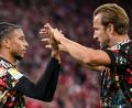 Bild: Harry Langer/dpa
Zwei Bayern für große Auszeichnungen: Michael Olise (l) und Harry Kane.