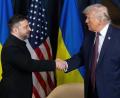 Bild: Ukraine Presidency/Ukrainian Pre/Planet Pix via ZUMA Press Wire/dpa
Der ukrainische Präsident Wolodymyr Selenskyj (l.) hat für kommende Woche ein Treffen mit seinem US-Kollegen Donald Trump (r.) angekündigt. (Archivbild)