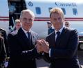 Bild: Adrian Wyld/The Canadian Press/AP/dpa
Carney und Macron wollen die Zusammenarbeit ihrer Länder intensivieren.