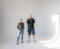 Bild: Hans Bernreuther
Anastasia Tararin und Alexander Akst haben in einem ehemaligen Bayernwerk-Gebäude ein Fotostudio eingerichtet. Dazu gehört auch eine Besonderheit, eine "Hohlkehle": Die Rundung zwischen Wand und Boden (rechts) ermöglicht Aufnahmen ohne "Kante".