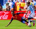 Bild: Tom Weller/dpa
In den Live-Bildern der Fußball-WM 2026 sind Zuschauer einer Analyse zufolge regelrecht mit Werbung für potenziell gesundheitsschädliche oder finanziell riskante Produkte überschwemmt worden. (Archivbild)