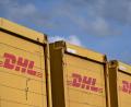 Bild: Wolf von Dewitz/dpa
An dem DHL-Zustellzentrum läuft ein größerer Einsatz von Feuerwehr und Polizei. (Symbolbild)