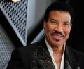 Bild: Jordan Strauss/Invision/AP/dpa
Starsänger Lionel Richie musste sich einem Eingriff am Herzen unterziehen. (Archivbild)