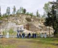 Archivbild: KZ-Gedenkstätte Flossenbürg/Thomas Dashuber
Das Steinbruchareal am Wurmstein in Flossenbürg soll in die KZ-Gedenkstätte integriert werden. Dazu läuft aktuell ein Ideenwettbewerb. Auf dem Areal befinden sich Maschinen, die bereits unter dem NS-Regime im Einsatz waren.