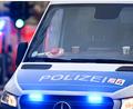 Symbolbild: Jens Kalaene/dpa
Der Motorradfahrer stürzte und erlag noch an der Unfallstelle seinen Verletzungen.