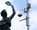 Bild: Sven Hoppe/dpa
Die Videoüberwachung auf dem Festgelände führte laut Polizei zur Identifizierung des Verdächtigen. (Symbolbild)