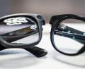 Bild: Christoph Schmidt/dpa
Smart Glasses sind umstritten, da sie andere Menschen oft weitestgehend unbemerkt filmen können. (Archivbild)