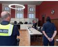 Bild: Kathrin Halbhuber
Seit Mittwoch muss sich ein mutmaßlicher Drogendealer vor dem Landgericht Amberg verantworten.
