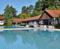 Archivbild: Norbert Weis
Das Freibad Illschwang erhält 720.000 Euro Bundesförderung. Die Anlage ist seit über 50 Jahren in Betrieb und sanierungsbedürftig. Der Sanierungsbedarf betrifft unter anderem die Filteranlage, die elektrische Steuerung und die Rohrleitungen.