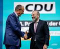 Bild: Kay Nietfeld/dpa
Weber stärkt Merz den Rücken. (Archivbild)