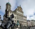 Bild: Stefan Puchner/dpa
Im Augsburger Rathaus soll in den kommenden Monaten konsequent gespart werden. (Archivbild)