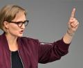 Bild: Michael Brandt/dpa
Redner mehrerer Fraktionen dankten den Grünen dafür, dass sie eine Aktuelle Stunde zum Thema KI-Regulierung aufgesetzt hatten.