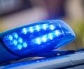 Bild: Lino Mirgeler/dpa
Die Polizei nahm den 14-jährigen Tatverdächtigen an seiner Wohnadresse fest. (Symbolbild)