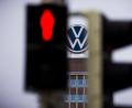 Bild: Moritz Frankenberg/dpa
VW, Audi und Seat rufen Hunderttausende Autos zurück. (Archivbild)