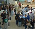 Bild: Josef Rosner
Viele Besucher nutzen bei der Ausbildungsmesse in der Fichtelgebirgsrealschule die Gelegenheit, sich über Berufe zu informieren.