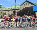 Bild: Graham Hughes/The Canadian Press/AP/dpa
Das Peloton des Frauenrennens bei der Rad-WM.