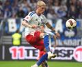 Bild: Marcus Brandt/dpa
Albert Grönbæk hat sich im Länderspiel für Dänemark am Oberschenkel verletzt. (Archivbild)