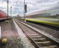 Symbolbild: Bundespolizei
Ein Mann betätigt im Zug die Notverriegelung und bringt den Bahnverkehr bei Sulzbach-Rosenberg zum Stillstand.