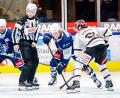 Bild: Elke Englmaier
Der derzeitige DEL2-Topscorer: Der Italiener Matteo Gennaro (rechts) vom ECDC Memmingen.