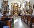 Bild: Wolfgang Houschka
Geschafft, nach 13 langen Jahren: Die Sanierung der 1507 erbauten Kirche in Wolfring ist abgeschlossen. Was über Dekaden hinweg ein eher herabgekommenes Dasein fristete, formte sich zu einem Juwel. Mehr als eine Million Euro wurden in die Renovierungsmaßnahmen investiert.