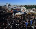 Bild: Felix Hörhager/dpa
Die Wiesn ist dieses Jahr gut besucht.