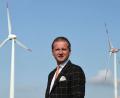 Bild: Carmen Jaspersen/dpa
Mit dem Verkauf nicht existierender Windkraftprojekte betrog Hendrik Holt große Unternehmen. (Archivbild)