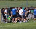 Bild: Dieter Jäschke
Vor drei Wochen trainierte Daniel Käß (weißes T-Shirt) noch den TSV Pressath. Nun steht er bei der SG Grafenwöhr II/FC Dießfurt II an der Seitenlinie.