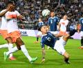 Bild: Giannis Papanikos/AP/dpa
Deutschland-Schreck Griechenland sc